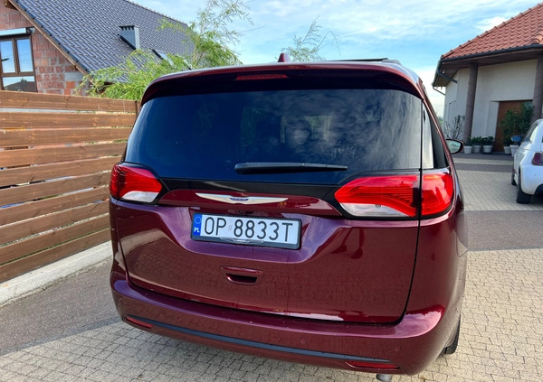 Chrysler Pacifica cena 129700 przebieg: 35800, rok produkcji 2019 z Kuźnia Raciborska małe 497